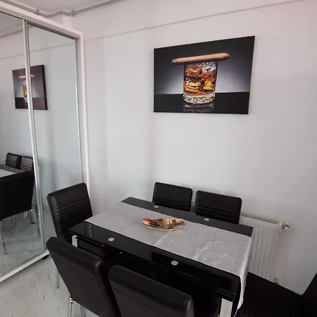 Zev Imperia Apartament Appartamento